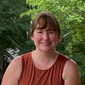 Meet your Posher, Adrienne